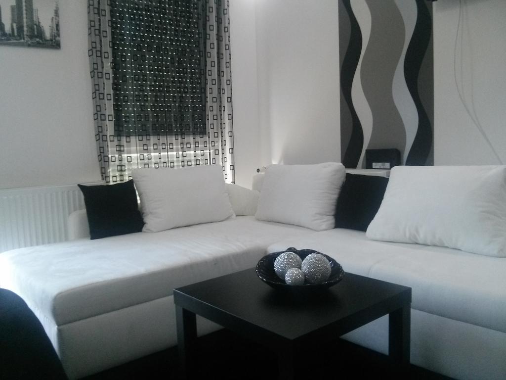Feszek Apartman Debrecen Kamer foto